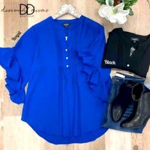💙 Gorgeous ruffled sleeve blouse 💙